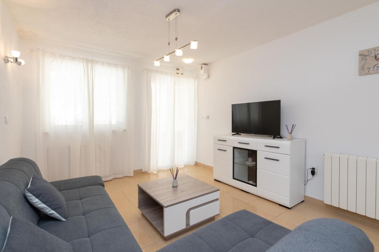 Holiday Home Kate Супетар Экстерьер фото