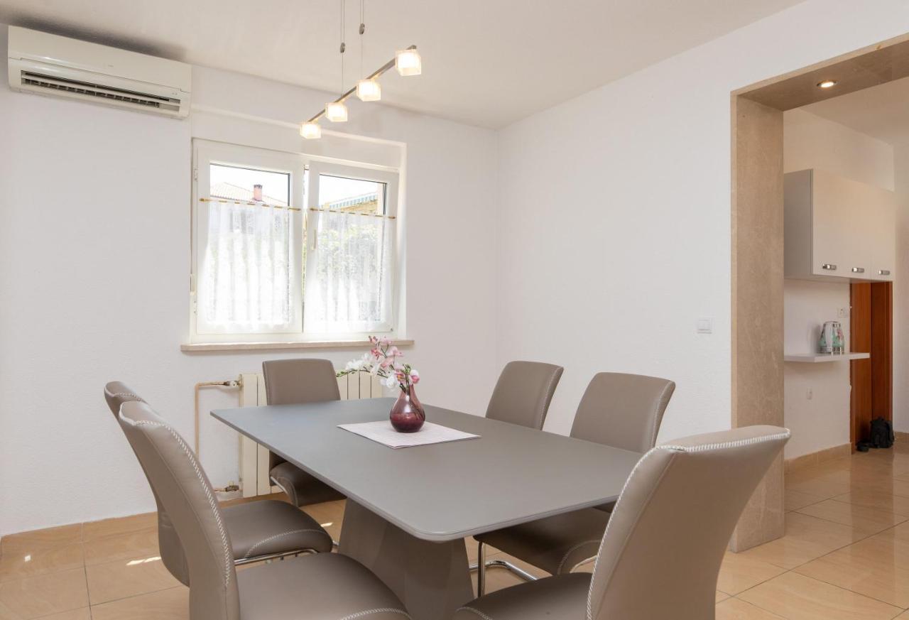 Holiday Home Kate Супетар Экстерьер фото