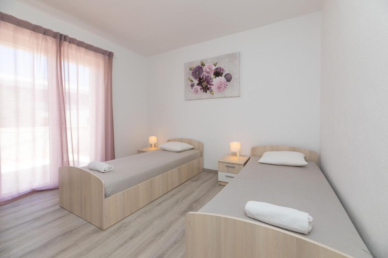 Holiday Home Kate Супетар Экстерьер фото